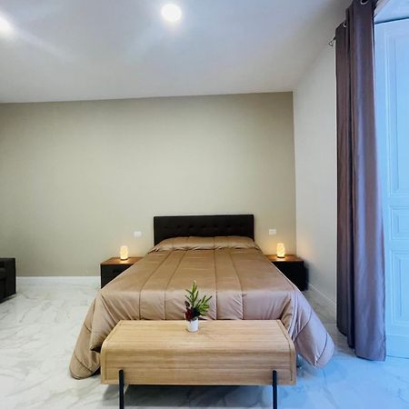 Nerisa Home Napoli Esterno foto