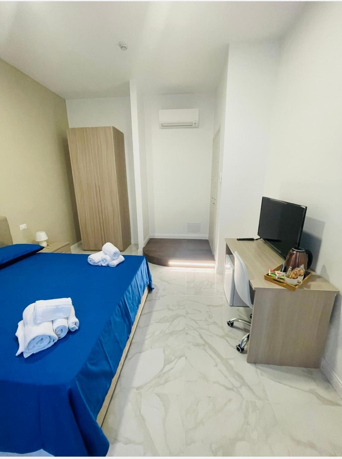 Nerisa Home Napoli Esterno foto