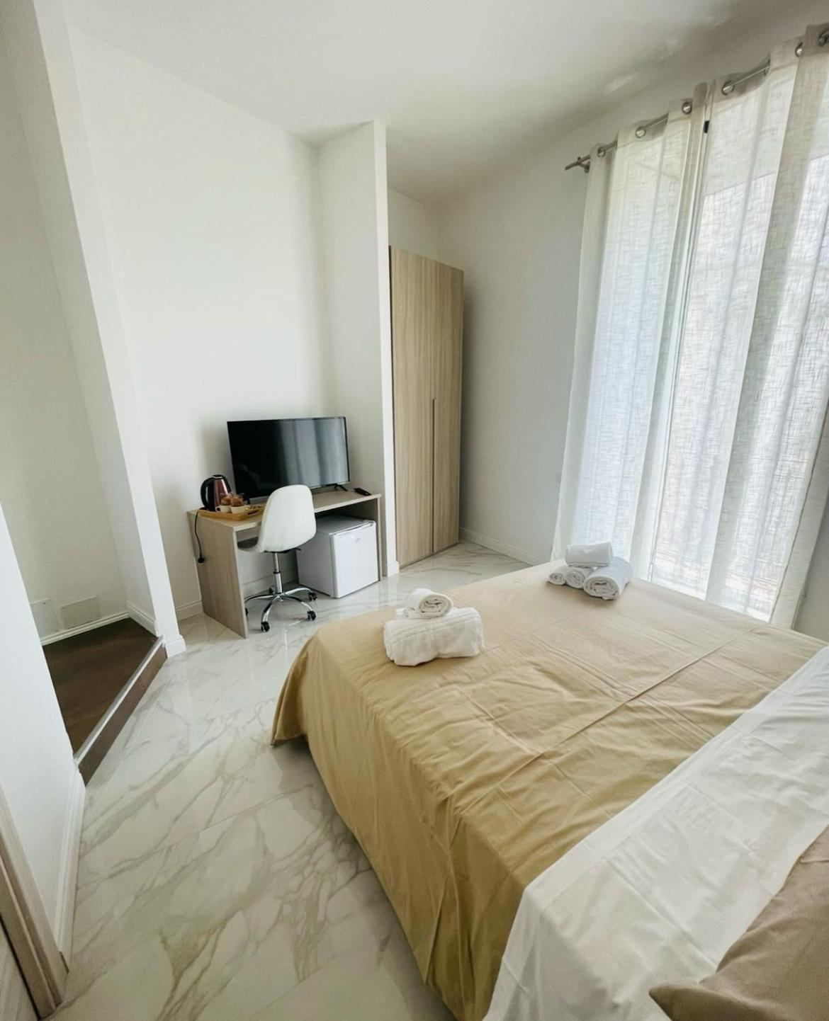 Nerisa Home Napoli Esterno foto