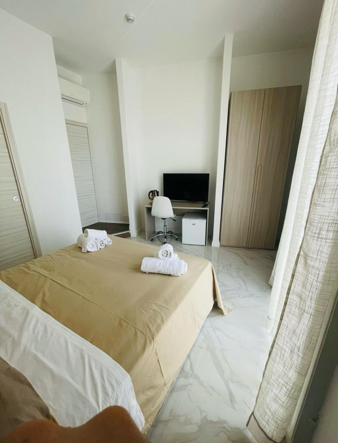 Nerisa Home Napoli Esterno foto
