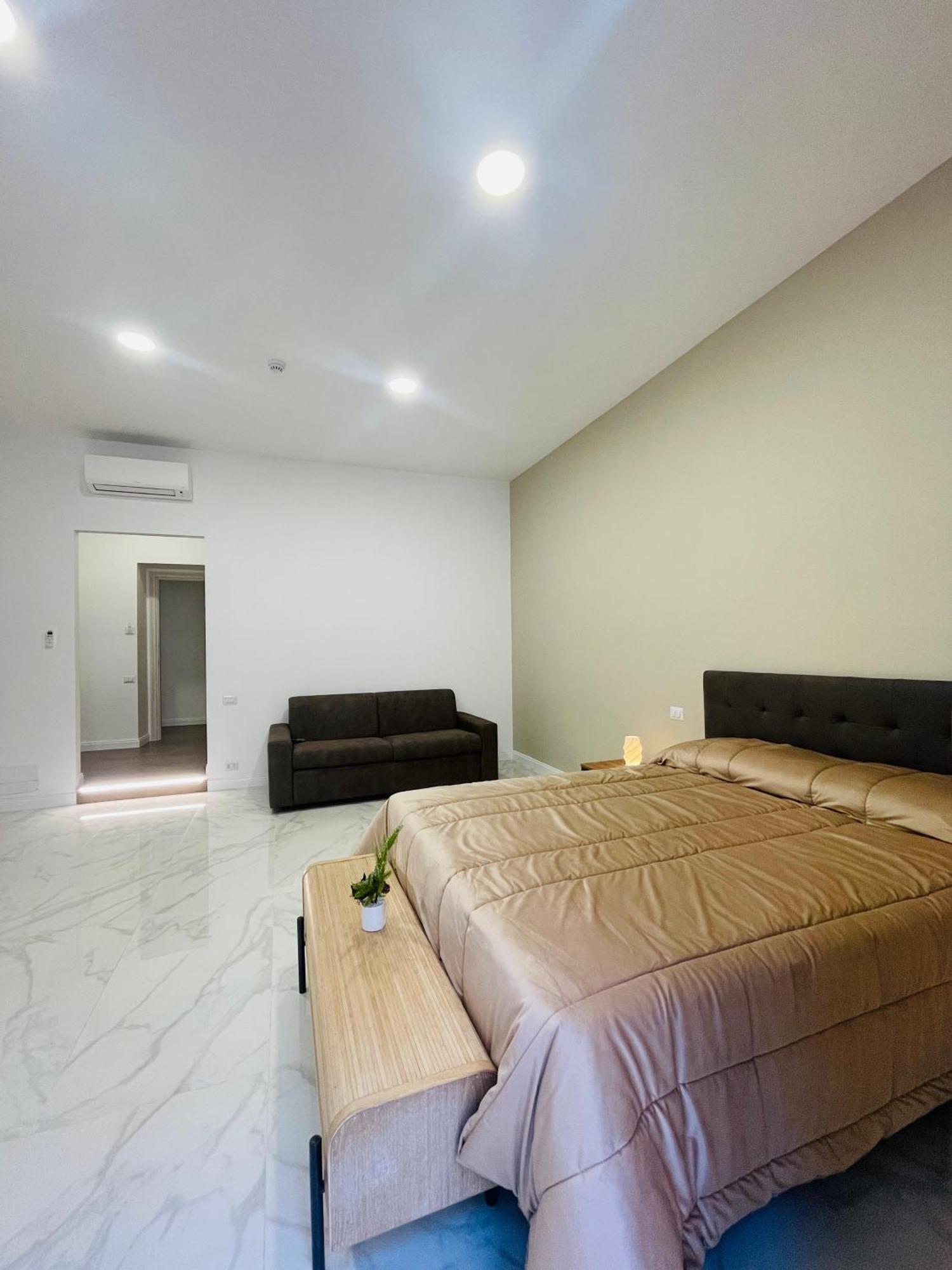 Nerisa Home Napoli Esterno foto