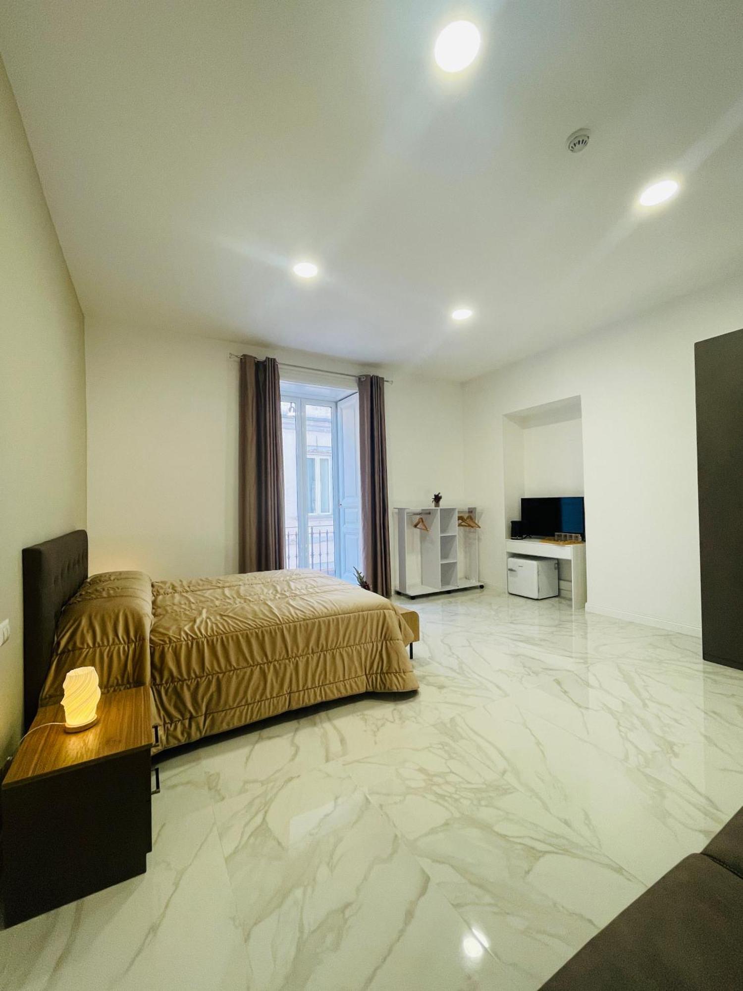 Nerisa Home Napoli Esterno foto