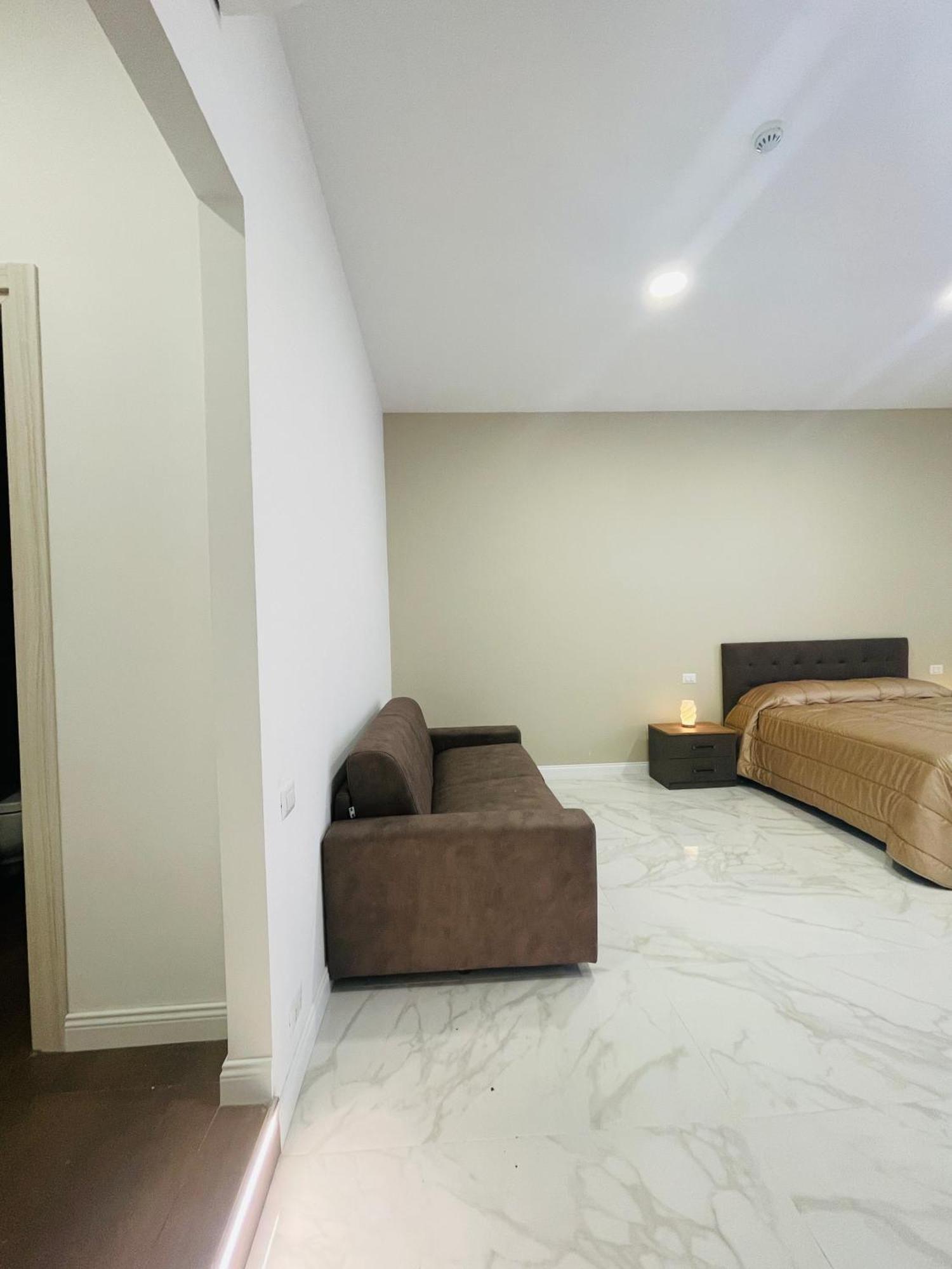 Nerisa Home Napoli Esterno foto